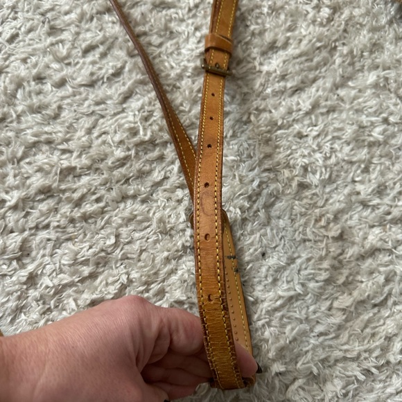 Louis Vuitton Saint Cloud Mini Crossbody - Picture 14 of 15